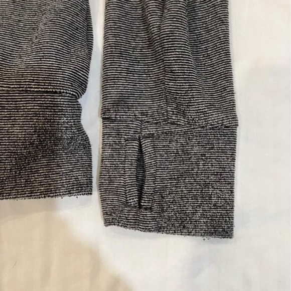 Bench Gray Hooded Long Sleeve Sweatshirt - Picture 12 of 16